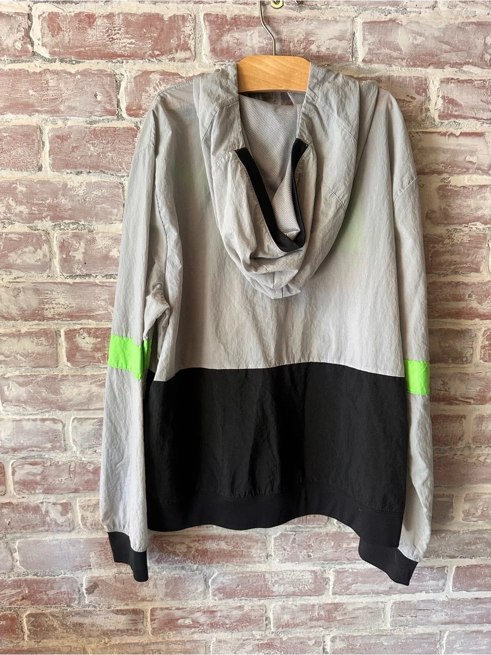 Nike Gray and Neon Green Half-Zip Windbreaker Hoodie